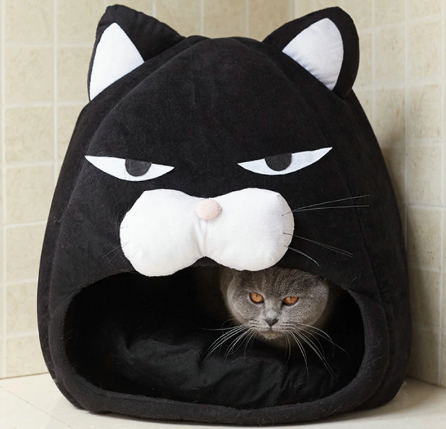 Black Cat Pet Bed